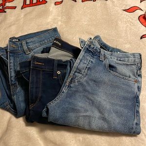 Woman jeans worn 3 times sizes 8,9 &30